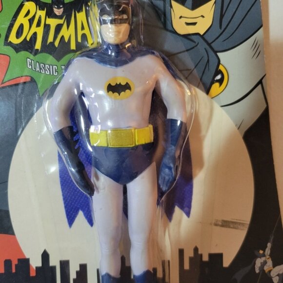 DC Batman Bendable Figurine New - Picture 2 of 4